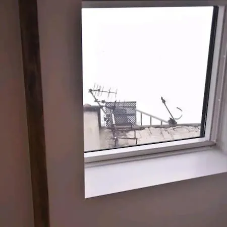 Au Coeur De Joli Nid Equipe Calme Clair Ascenseur Ac Paris
